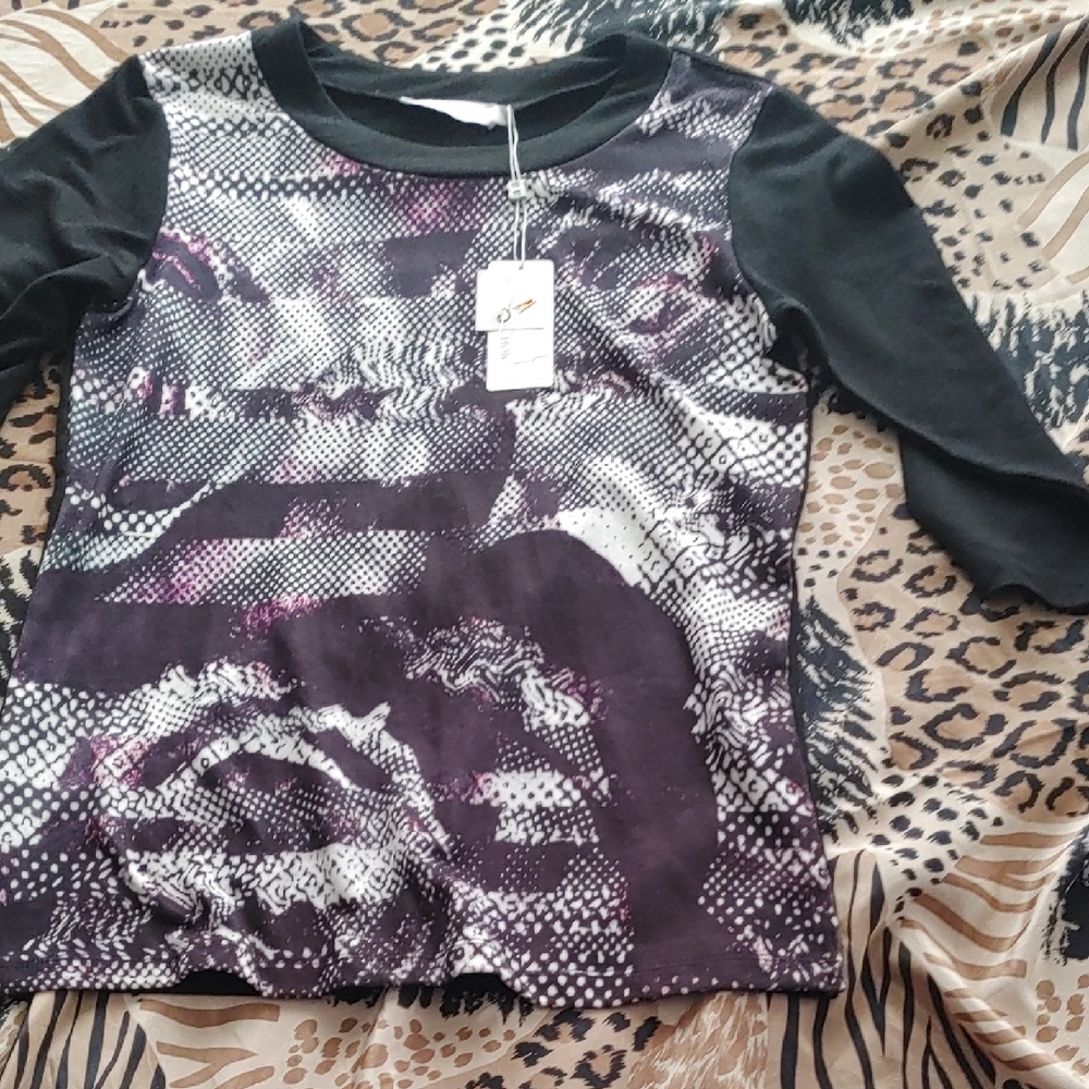 Beta's Choice Black and Purple Graphic Long Sleeve Top Sz SM